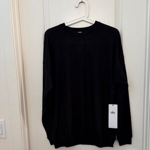 ALO Yoga Men's Classic Black Crewneck Sweater
